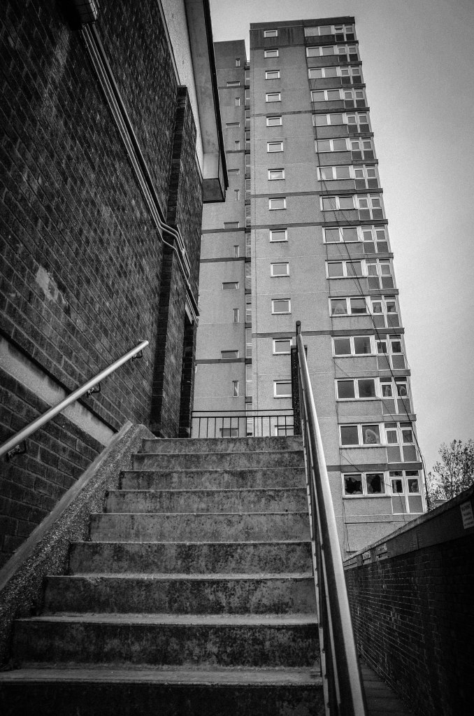 •the 1st multi story tower block was built in Harlow New Town •mid 1950s lower building standards introduced by the Conservative government – a subsidy was given to councils for high rise blocks. 